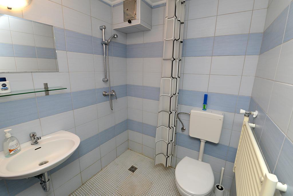 Centrum Apartman Печ Экстерьер фото