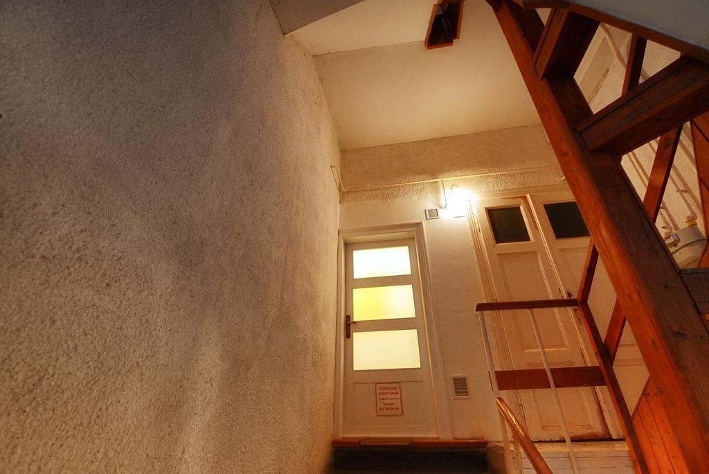 Centrum Apartman Печ Экстерьер фото